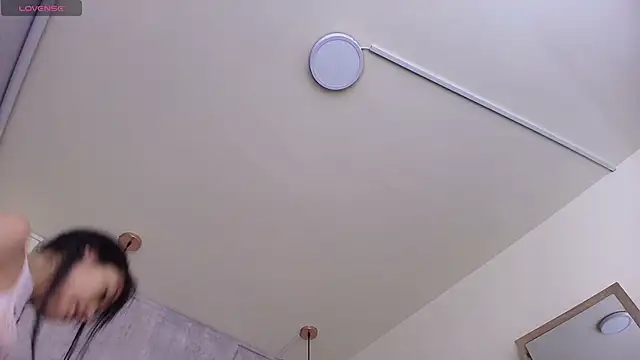 Snapshot of Raichell_ chatting on February 21, 2026, 3:52 am Raichell online show from February 21, 2026, 3:52 am