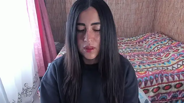 Snapshot of __leaa chatting on February 3, 2026, 5:40 pm leaa online show from February 3, 2026, 5:40 pm