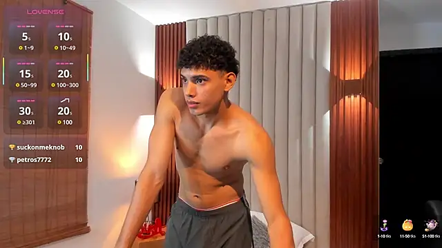 Snapshot of Justin_mack chatting on February 25, 2025, 5:51 pm Justin mack online show from February 25, 2025, 5:51 pm