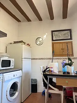 laarti online show from November 3, 2025, 3:15 pm