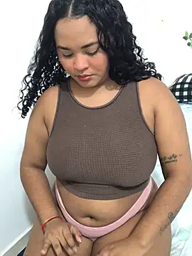 Snapshot of Marce_777 chatting on March 18, 2025, 1:35 am Marce 777 online show from March 18, 2025, 1:35 am