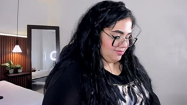  michel bbw online show from March 5, 2025, 2:46 am