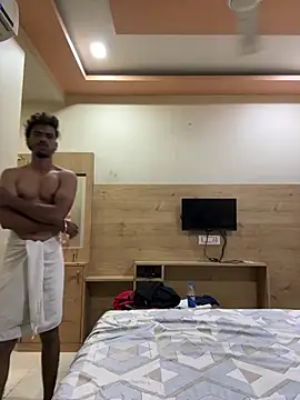 Loveinsync online show from April 5, 2026, 8:32 am