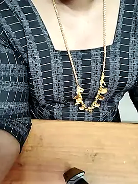 Tamil Radha online show from October 14, 2025, 12:33 am