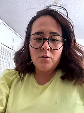 Snapshot of SweetRomina chatting on February 26, 2026, 7:58 pm SweetRomina online show from February 26, 2026, 7:58 pm