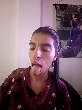 Ariell Kieran online show from September 30, 2025, 4:24 pm