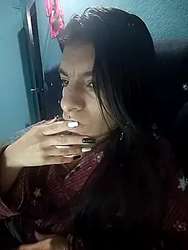 Ariell Kieran online show from November 4, 2025, 5:44 am