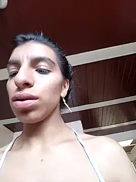 Ariell Kieran online show from March 3, 2025, 4:26 pm