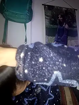 Ariell Kieran online show from October 12, 2025, 6:04 am