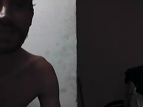 Snapshot of beatle666 chatting on March 15, 2025, 5:52 am beatle666 online show from March 15, 2025, 5:52 am