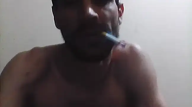 Snapshot of beatle666 chatting on February 26, 2025, 2:08 am beatle666 online show from February 26, 2025, 2:08 am