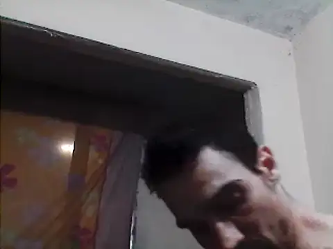 Snapshot of beatle666 chatting on February 13, 2025, 12:35 am beatle666 online show from February 13, 2025, 12:35 am