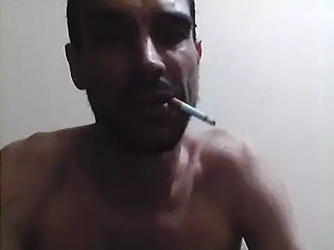 Snapshot of beatle666 chatting on February 14, 2025, 1:02 am beatle666 online show from February 14, 2025, 1:02 am