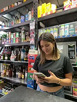 Andrea18 blonde online show from March 25, 2026, 3:11 pm