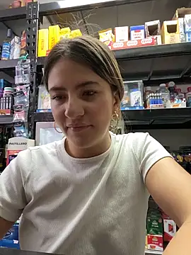 Andrea18 blonde online show from April 9, 2026, 2:34 pm