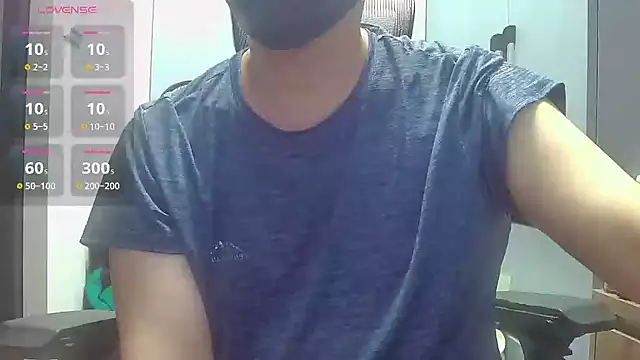 Snapshot of beartopslave chatting on October 21, 2025, 6:13 am beartopslave online show from October 21, 2025, 6:13 am