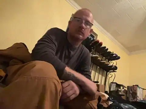 ClimbedCaelum online show from November 10, 2025, 6:40 am