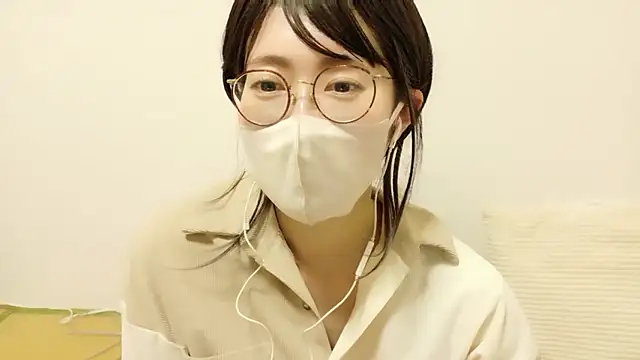 Snapshot of RIO_o0 chatting on April 24, 2026, 1:35 pm RIO o0 online show from April 24, 2026, 1:35 pm