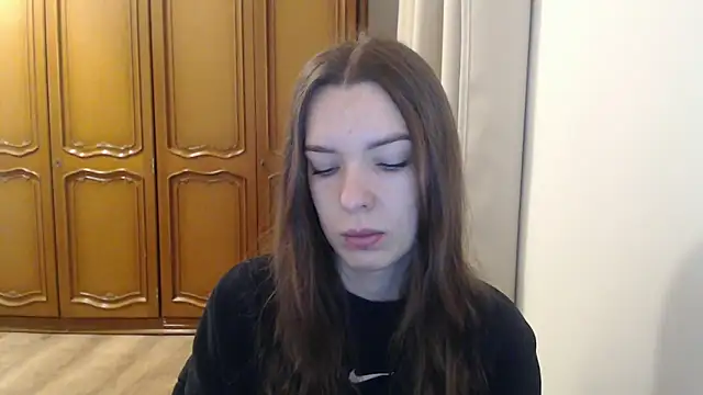 Snapshot of aurora_lust chatting on December 16, 2025, 6:28 am aurora lust online show from December 16, 2025, 6:28 am