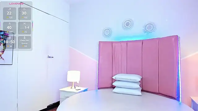 Liiam smith  online show from January 12, 2026, 12:12 pm