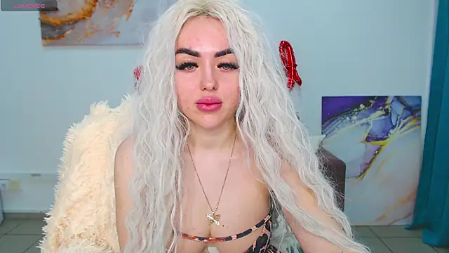 Snapshot of MissisCaty chatting on March 15, 2025, 6:36 am MissisCaty online show from March 15, 2025, 6:36 am