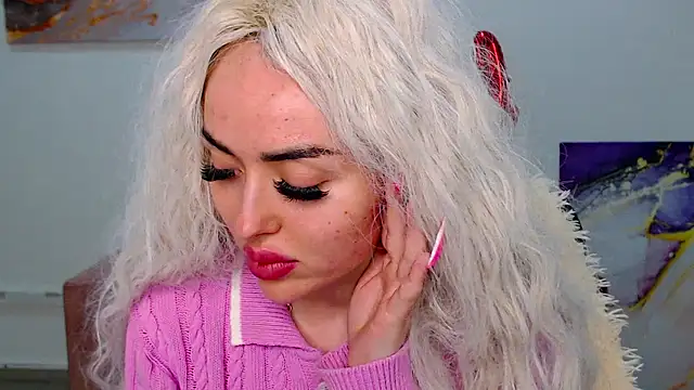 Snapshot of MissisCaty chatting on March 19, 2025, 3:40 pm MissisCaty online show from March 19, 2025, 3:40 pm