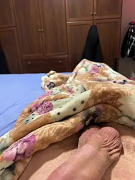 dominationmybigdick online show from March 31, 2026, 7:05 pm