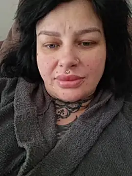 CannabisQueenn online show from May 9, 2026, 9:45 am