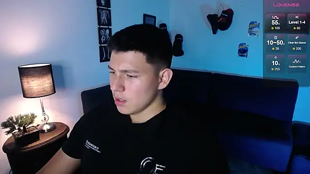 JamesCr  online show from April 8, 2026, 2:02 am