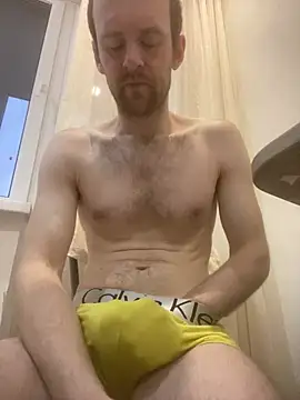 Snapshot of LynnAhNight chatting on March 27, 2026, 3:15 am LynnAhNight online show from March 27, 2026, 3:15 am