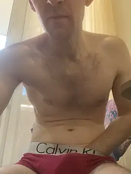 Snapshot of LynnAhNight chatting on April 11, 2026, 5:26 am LynnAhNight online show from April 11, 2026, 5:26 am