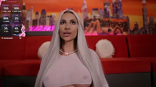 Snapshot of KarlaBart chatting on July 17, 2026, 7:44 pm KarlaBart online show from July 17, 2026, 7:44 pm