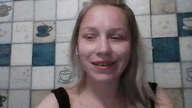 Snapshot of Anna_wey chatting on April 3, 2026, 6:47 pm Anna wey online show from April 3, 2026, 6:47 pm