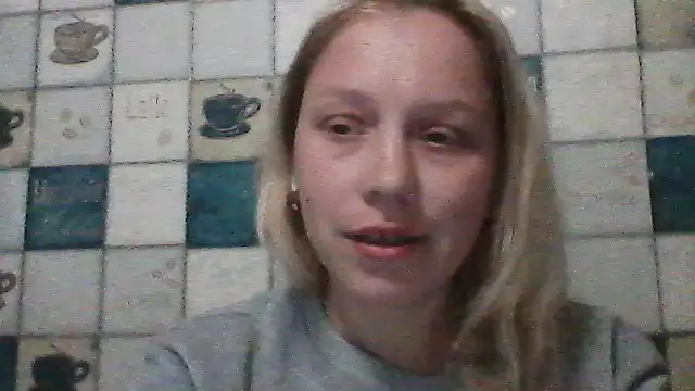 Snapshot of Anna_wey chatting on April 13, 2026, 6:12 pm Anna wey online show from April 13, 2026, 6:12 pm