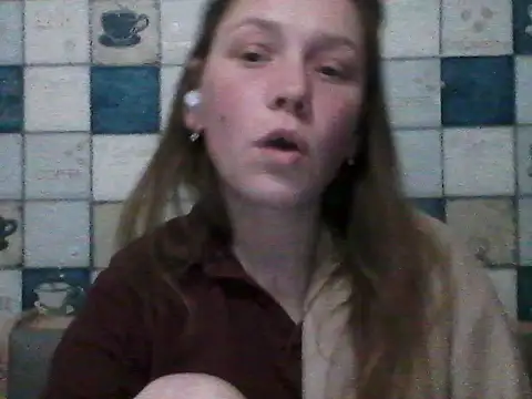 Snapshot of Anna_wey chatting on March 1, 2025, 8:32 pm Anna wey online show from March 1, 2025, 8:32 pm