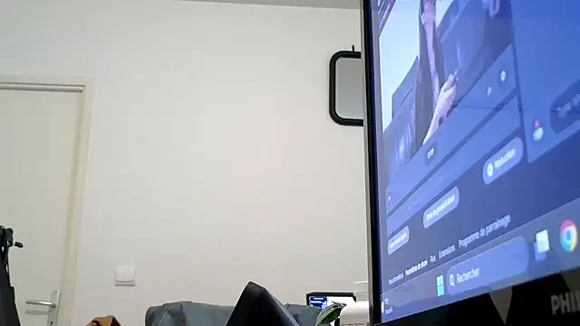 Snapshot of Lenaelle31000 chatting on November 15, 2025, 10:52 am Lenaelle31000 online show from November 15, 2025, 10:52 am