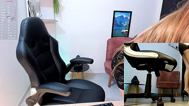 Snapshot of Nathalie_29 chatting on September 25, 2025, 6:14 pm Nathalie 29 online show from September 25, 2025, 6:14 pm