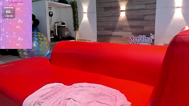 Snapshot of PamelaAddams_ chatting on February 24, 2025, 8:27 am PamelaAddams online show from February 24, 2025, 8:27 am