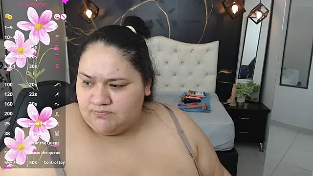 Aaliyah11 online show from March 21, 2025, 2:39 am