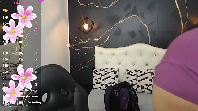 Aaliyah11 online show from March 22, 2025, 2:37 am