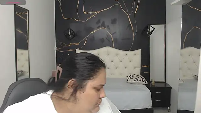 Aaliyah11 online show from September 23, 2025, 10:50 pm