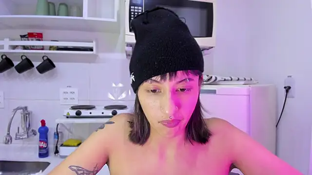 ggor4w33 online show from October 31, 2025, 12:51 am