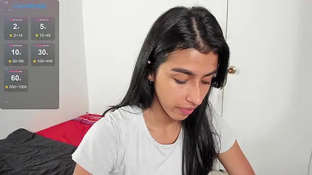Mazikeen  18 online show from May 21, 2026, 1:41 pm