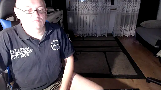 Snapshot of ruplumber chatting on November 6, 2025, 5:11 am ruplumber online show from November 6, 2025, 5:11 am