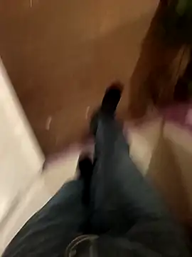 Dam70 online show from December 21, 2025, 5:58 pm