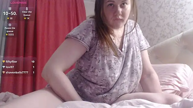 Snapshot of MisticMuse chatting on September 10, 2025, 8:52 pm MisticMuse online show from September 10, 2025, 8:52 pm