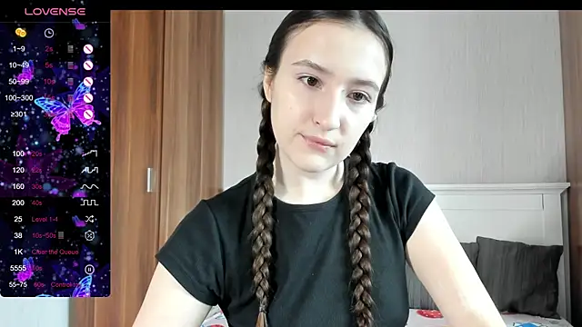 Snapshot of Cute__Nana chatting on September 29, 2025, 6:20 am Cute Nana online show from September 29, 2025, 6:20 am
