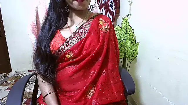 Snapshot of Rubi-Ji chatting on November 8, 2025, 6:11 pm Rubi-Ji online show from November 8, 2025, 6:11 pm