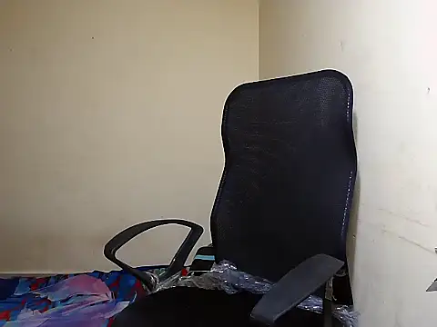 Snapshot of Rubi-Ji chatting on September 19, 2025, 3:49 pm Rubi-Ji online show from September 19, 2025, 3:49 pm