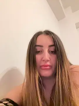 hotAlys online show from February 7, 2025, 9:04 pm